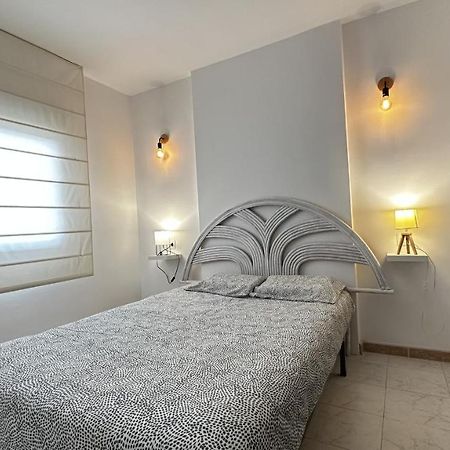Apartamento De Playa En Santa Margarita. Roses Kültér fotó